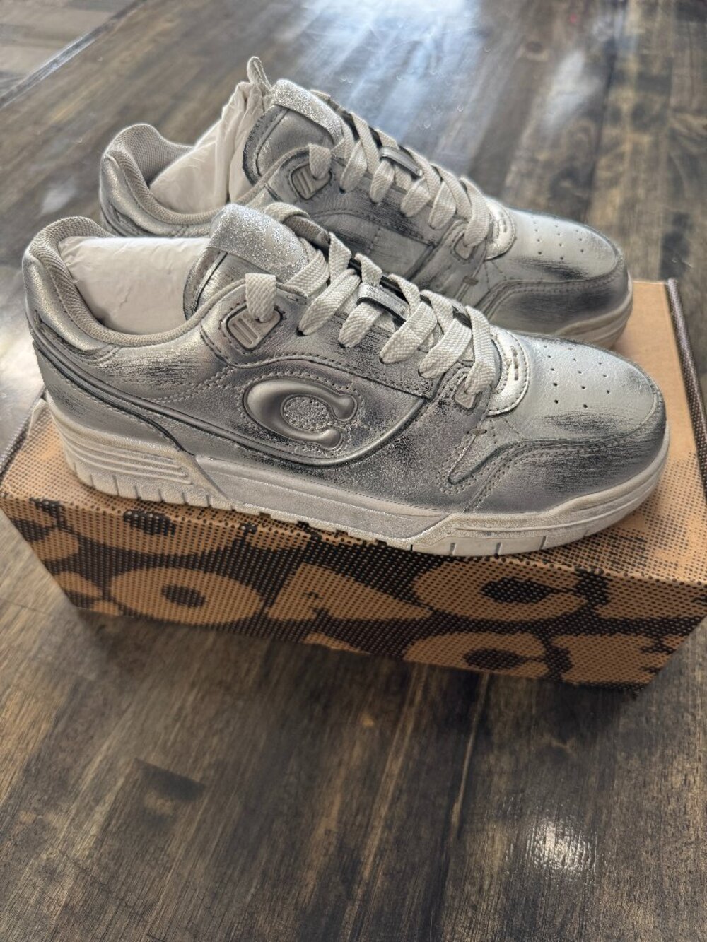 Coach Women's Soho Sneaker, Silver New with Box Size 6.5 B CCT64